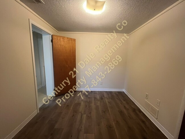 Photo - One Level Two bedroom home in York Suburban School District Unidad C