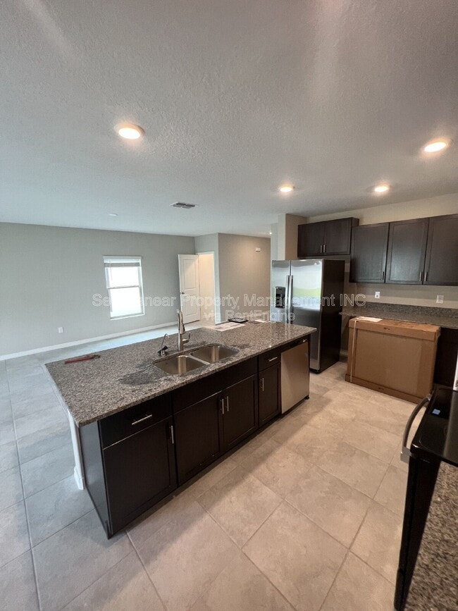 Photo - 16679 Kingman Reef St