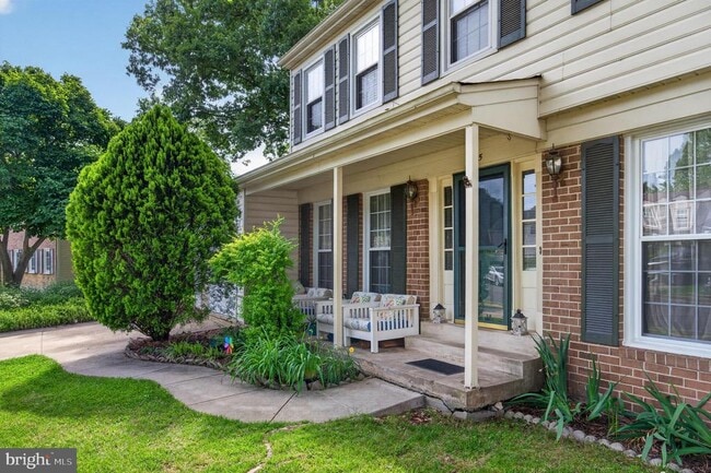 Building Photo - 8815 Newport Ct