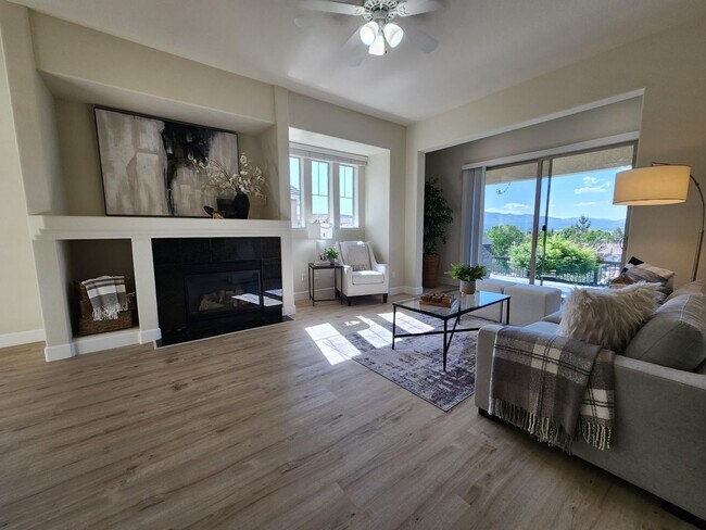 Photo - 6086 Cielo Cir