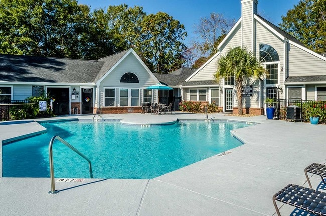 Building Photo - Palmetto Grove