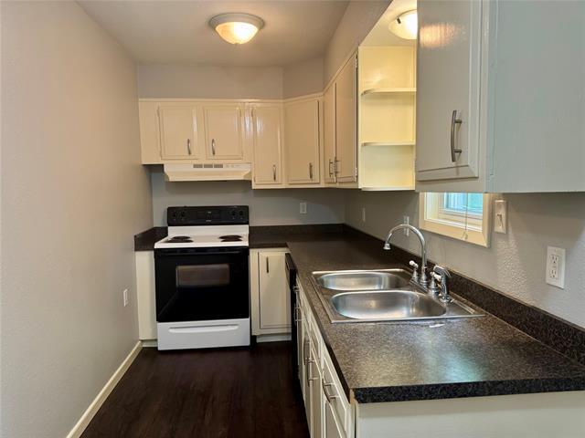 Photo - 2020 N Alexander St