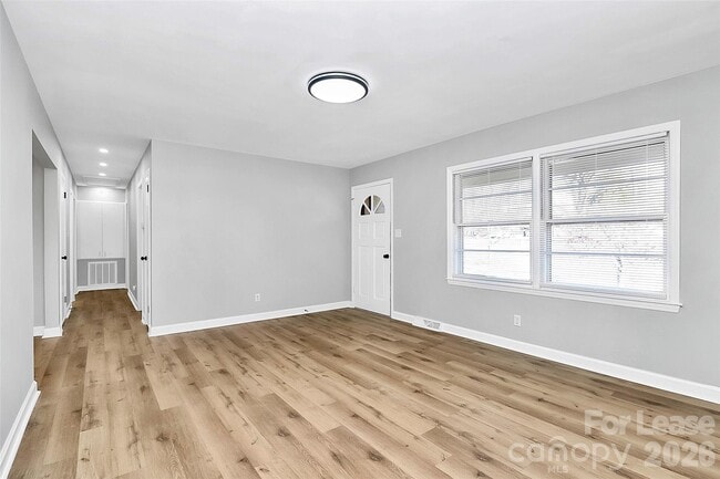 Photo - 526 Julia Ave