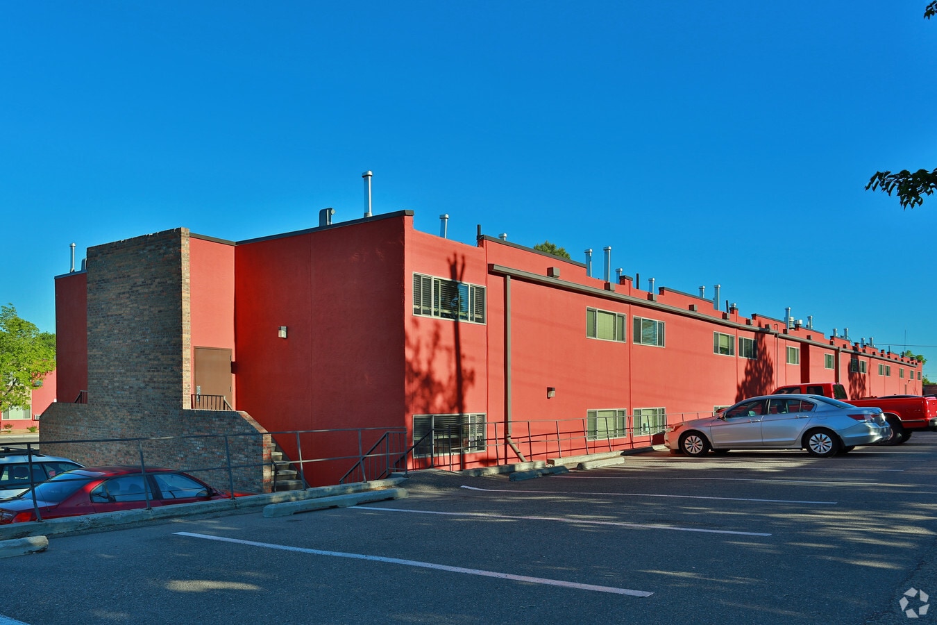 Commons @ Girard - Commons @ Girard Apartments