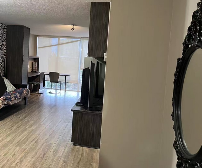 Building Photo - 6068 No. 3 Road