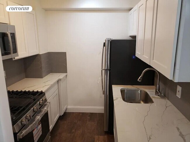 Photo - 345 E 56th St