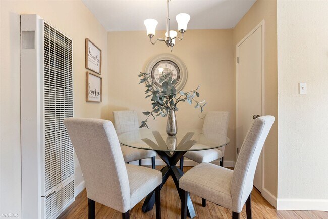 Photo - 1 br, 1 bath Condo - 4260 Clayton Road 56