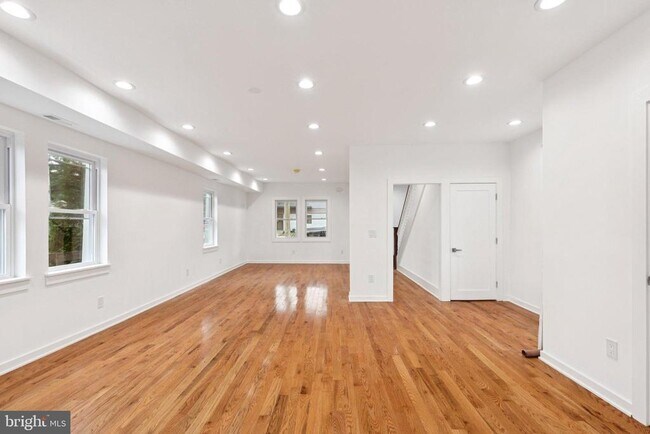 Photo - 65 Limekiln Pike