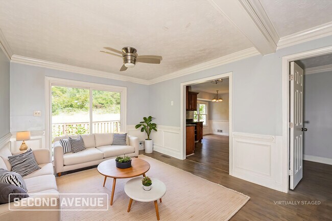 2773 Michelle Cir