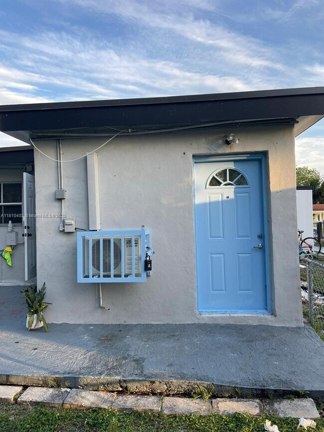 Photo - 2401 NW 178th Terrace Apartamento Unidad C