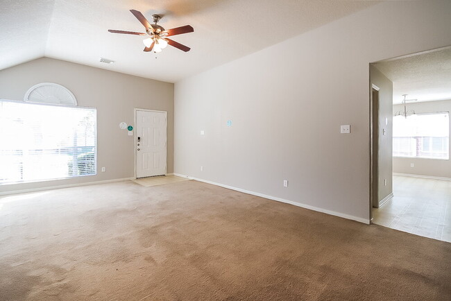 Photo - 18407 Knob Hill Lake Ln