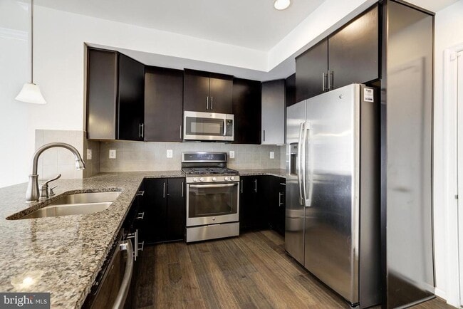 Photo - 13660 Endeavour Dr