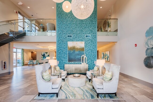 Photo - 9200 Exchange