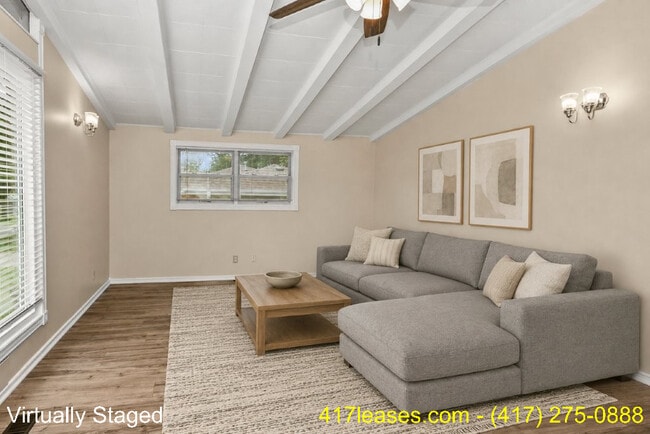 114 N Maplewood Ave