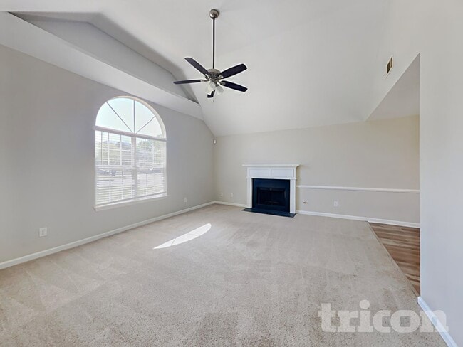 Photo - 1057 Misty Meadows Point