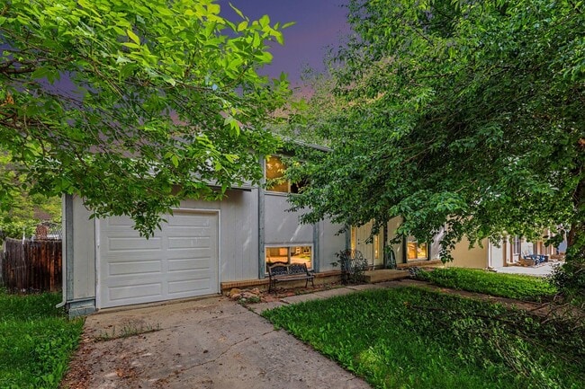 Photo - Spacious 4-Bedroom Home Near North Table Mountain