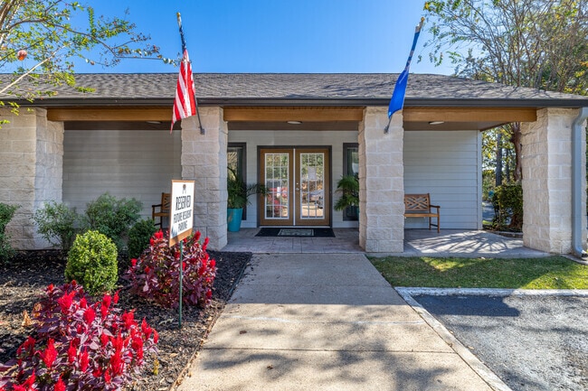 Leasing Office