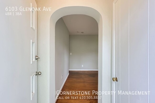 Photo - 6103 Glenoak Ave