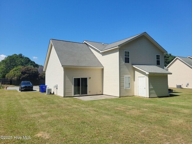 Photo - 1139 Brownlea Dr