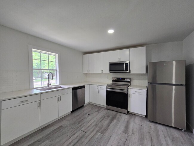 Photo - 202 Marston St Unit B