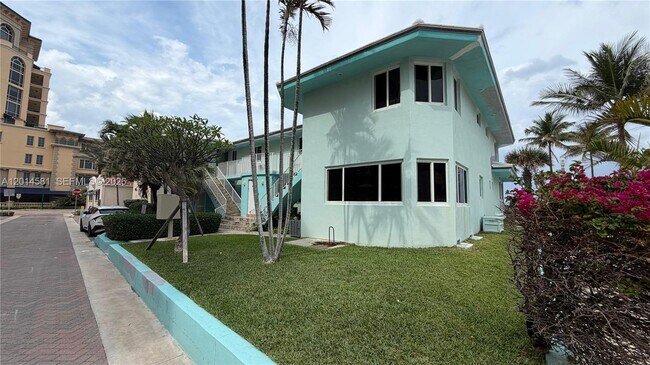Photo - 3400 N Surf Rd Unit 1