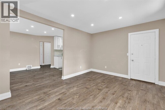 Photo - 1374 Goyeau St