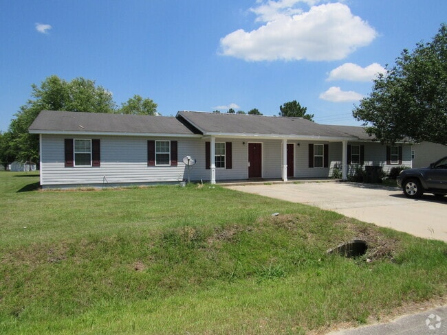 Building Photo - 3553STUD Unit 3553BSTUD Rental