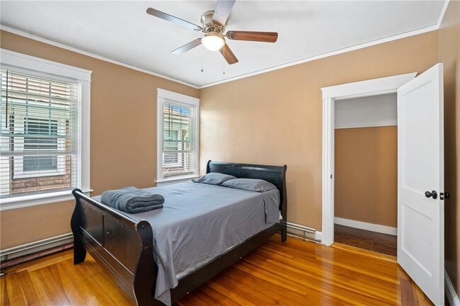 Photo - 74 Pembroke Ave Unit 1