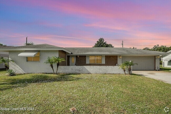 Building Photo - 608 Sacre Coeur Dr Rental