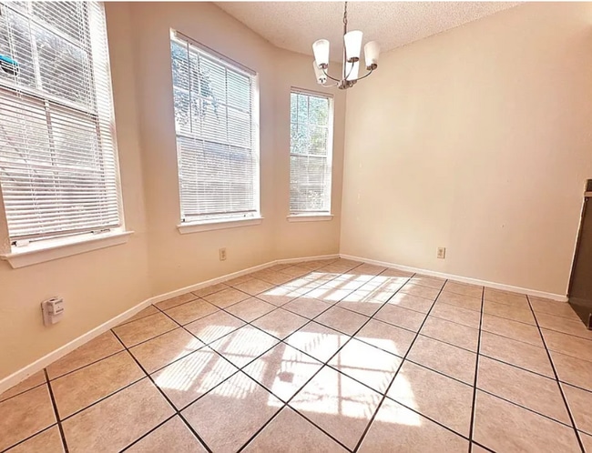 Photo - 2004 Kirksey Dr