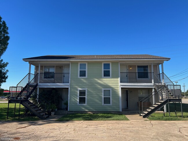 2 br, 1 bath 4plex - 2901 Prairie Flower C... - 2 br, 1 bath 4plex - 2901 Prairie Flower C... Condo