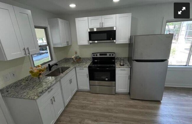 Photo - 807 Orchid Ave