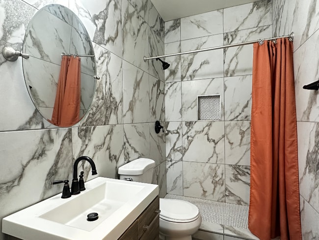 Photo - 916 E Bob Barney Ct