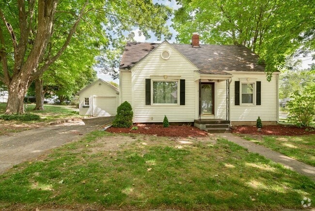 Building Photo - 915 Sheridan Ct Rental