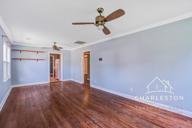 Photo - 4328 Lambert St