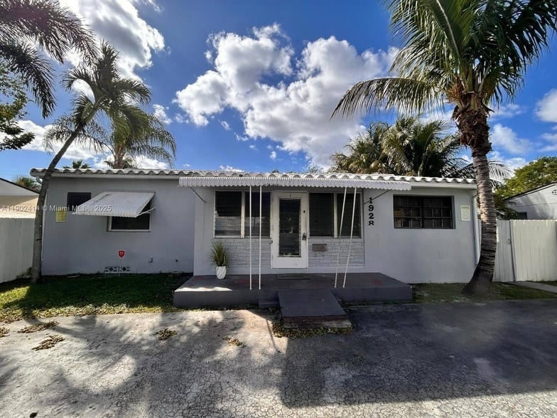 Photo - 1928 Wilson St Unidad 1