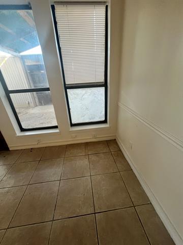 Photo - 4138 Towngate Blvd