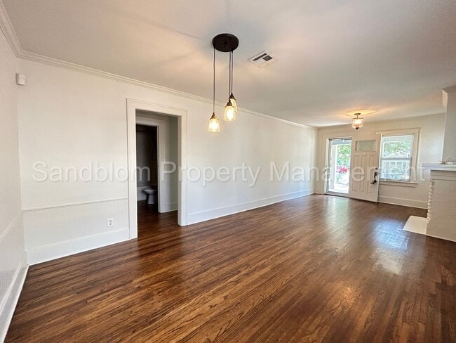 Photo - FOR LEASE | University of Tulsa | Availabl...