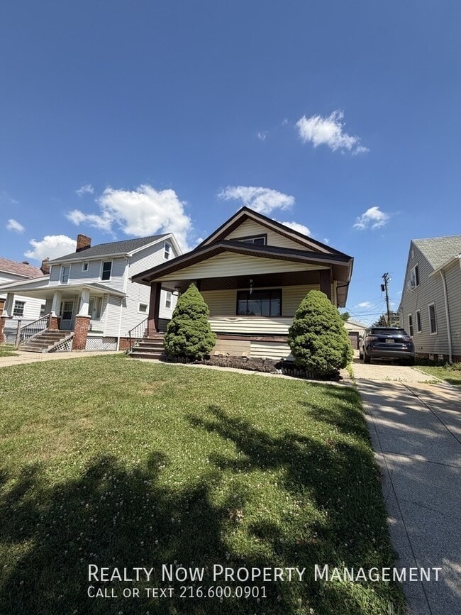 Building Photo - 9011 Park Heights Ave