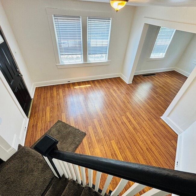 Photo - 551 Park Pl