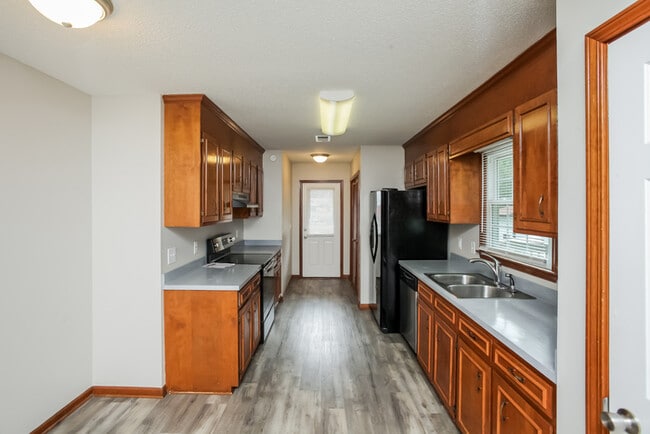 Photo - 315 Gales River Rd