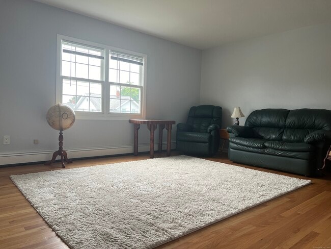 Photo - 181 Longview Ave