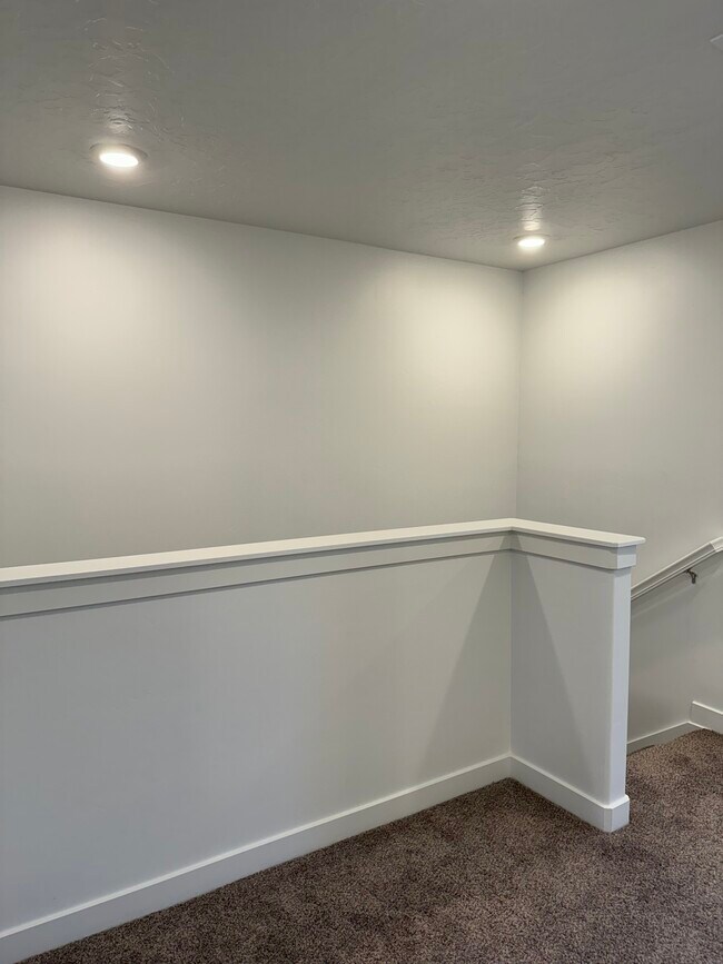 Photo - 1144 W Summit Ridge Pky Townhome