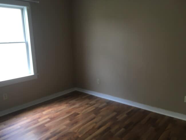 Photo - 657 Marion Ct