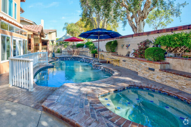 Building Photo - 9598 Naples Dr Rental