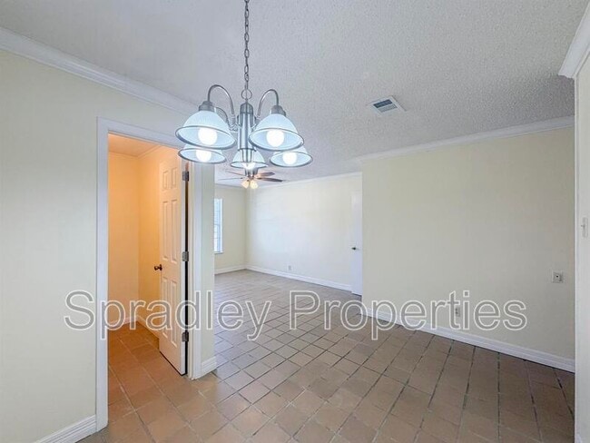 Photo - 1027 N Wall St