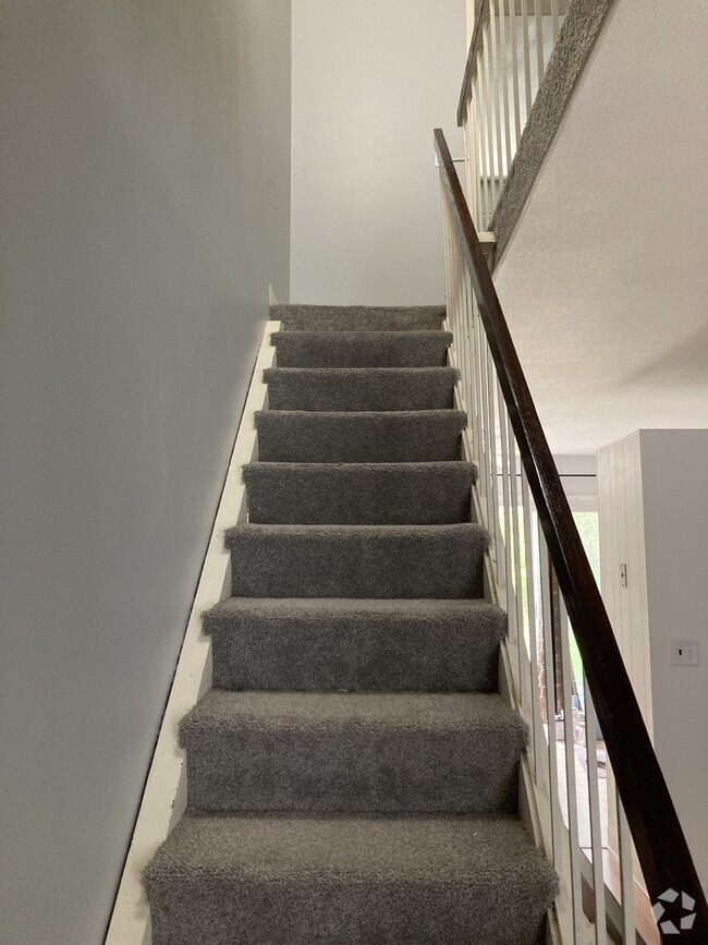 Building Photo - 4274 Langley Ct SE Unit langley ct Rental
