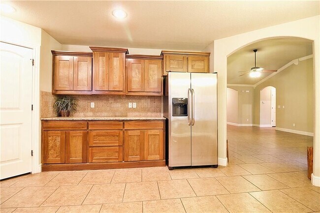 Photo - 3007 SW Waterleaf Ave