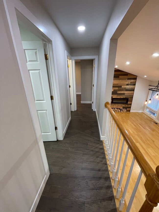 Photo - 1160 Osterman Ave