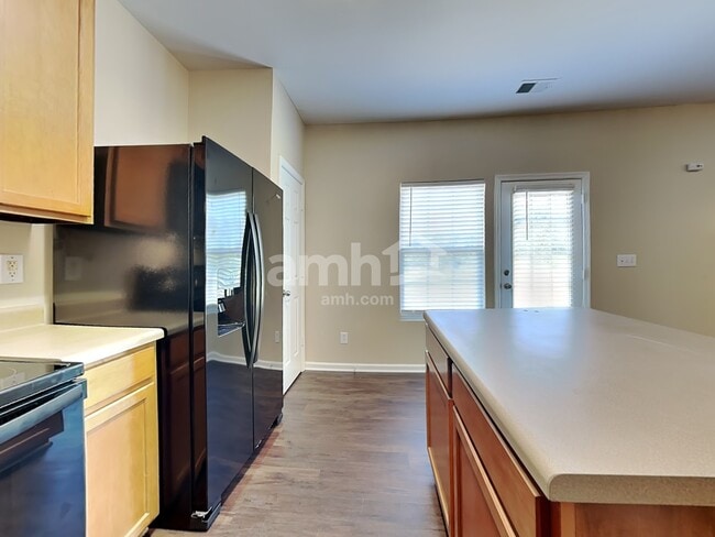 4640 Lauren Woods Ct